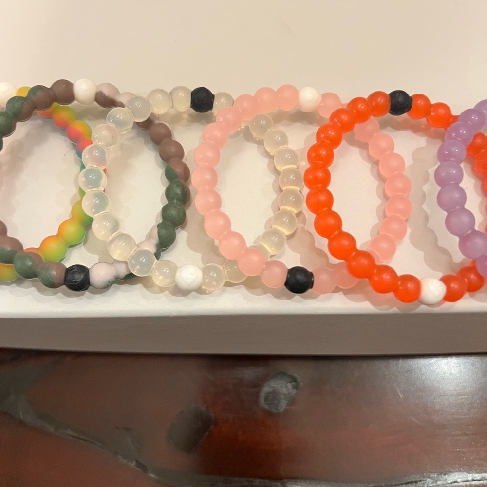 Lokai - 11 Bracelets - Picture 9 of 16